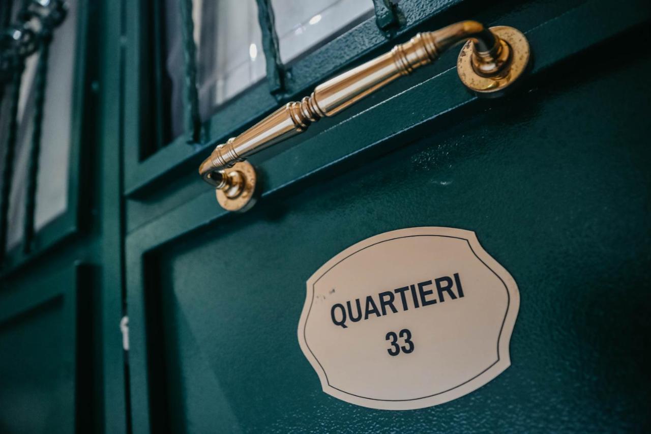 Bnb Quartieri 33 Neapol Zewnętrze zdjęcie